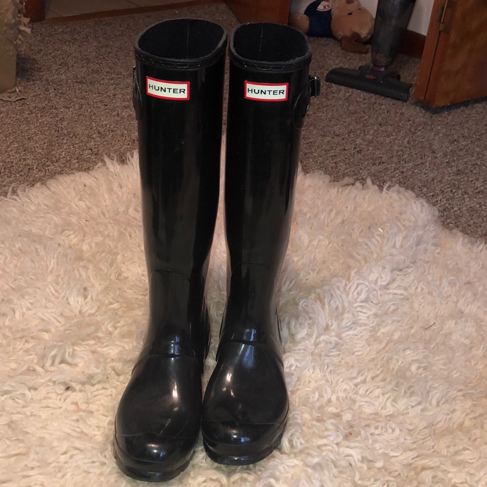 Tall black HUNTER rain boots